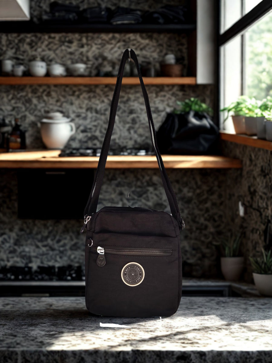 Free Spirit 8624Upright Multi Zip Sling Black - One Size