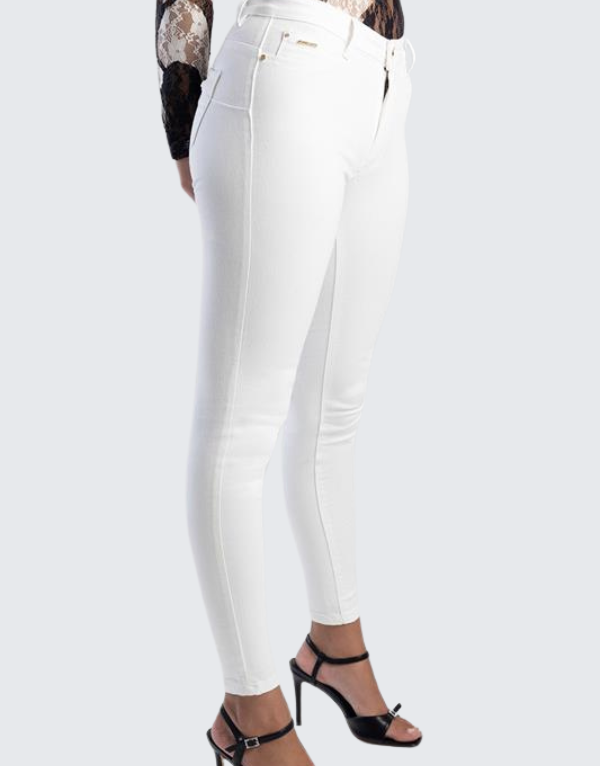 Sissyboy Womens Alex Mid-Rise Bumbooster Jeans In White