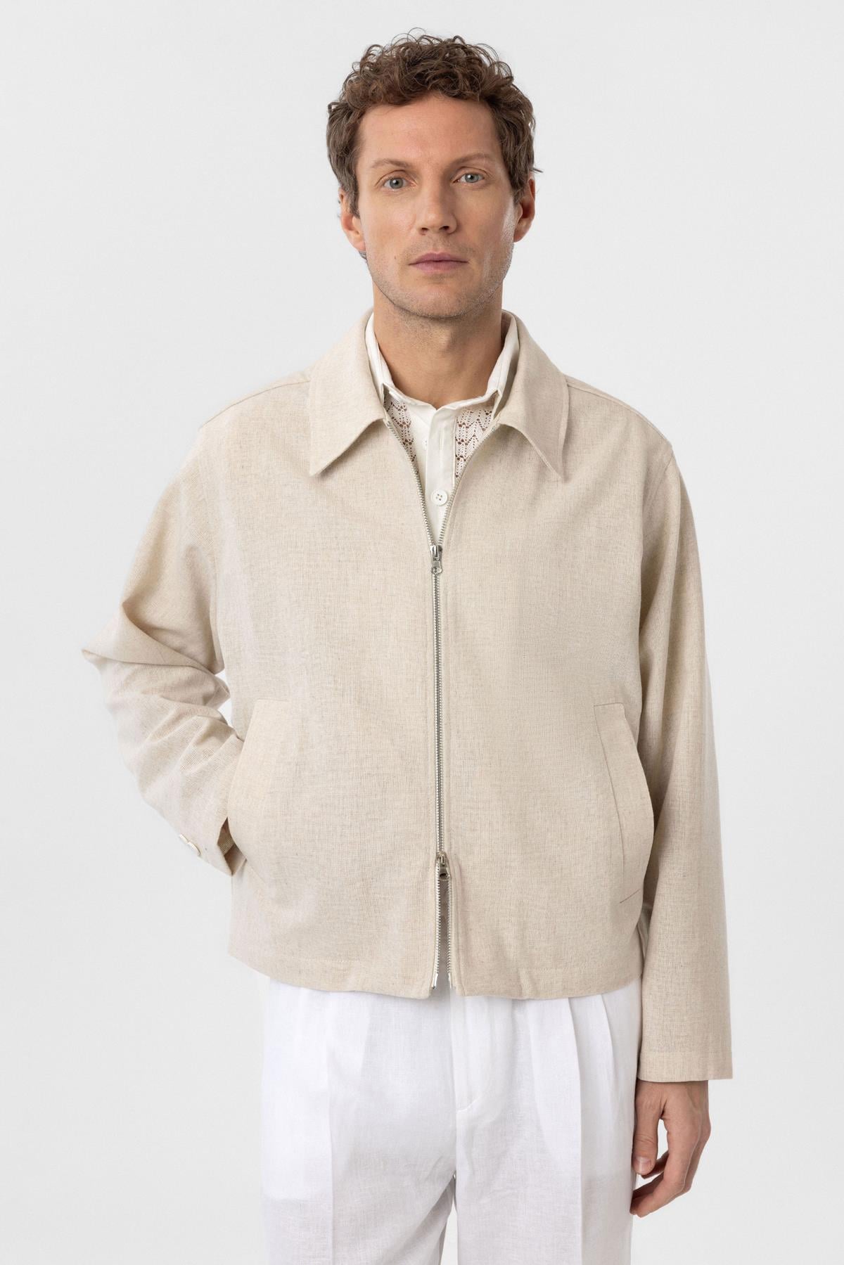 Antioch Mens Seasonal Relaxed Jacket In Beige