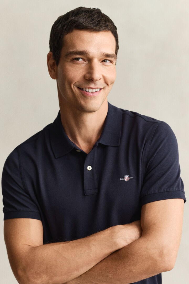 Gant Mans Regular Shield Short Sleeve Pique Polo Shirt In Navy