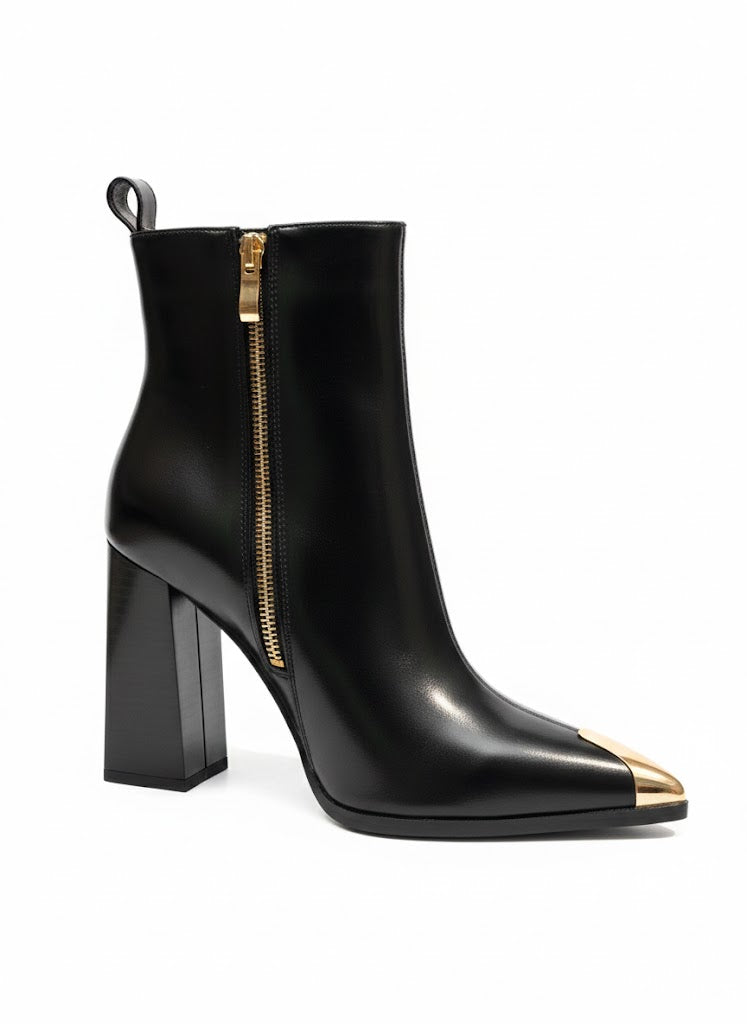 Sissyboy Womens Clause Ankle Boots In Black