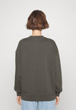 Calvin Klein  J219946 Stripe Monologo Washed Crew Neck  Grey